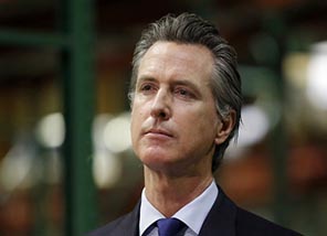 L.A. restaurateur sues Newsom over outdoor dining ban